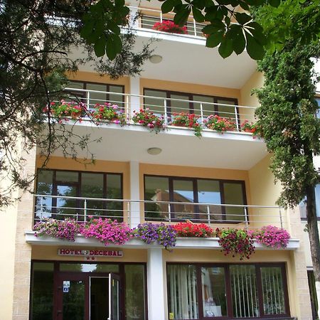 Hotel Decebal Брашов Экстерьер фото