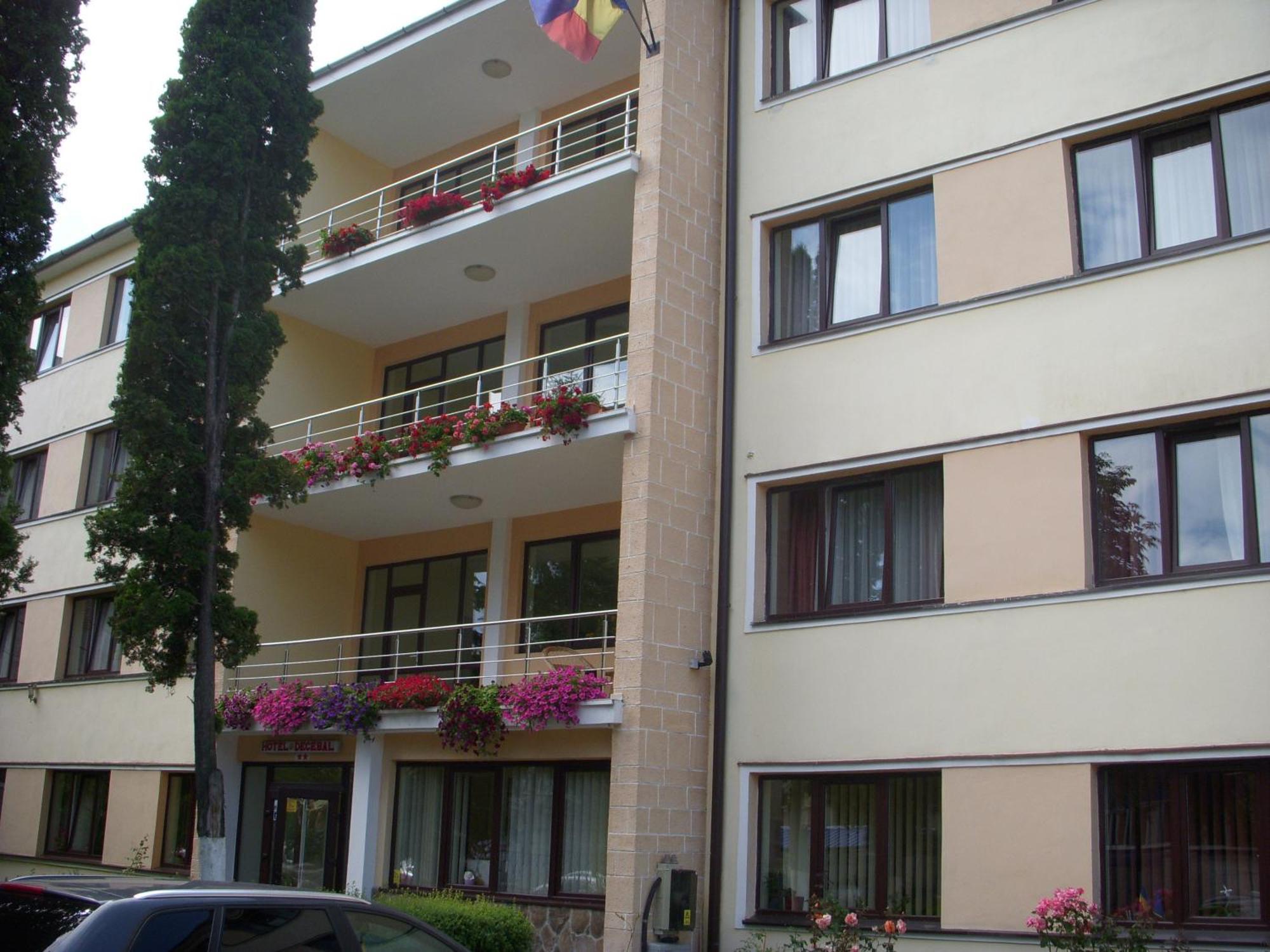 Hotel Decebal Брашов Экстерьер фото